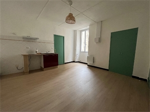 t2 à la location -   30120  LE VIGAN CEVENNES, surface 40 m2 location t2 - UBI445720160